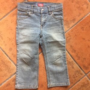 Cropped girl’s 6x Levi’s jeans